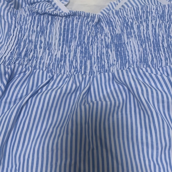 Halter top - Picture 2 of 3